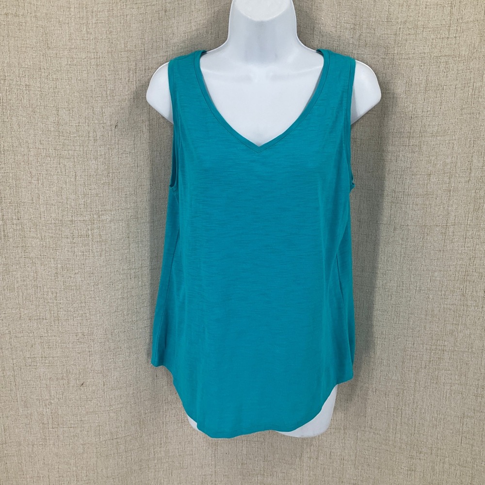 Chico's Tank Top Women Size 1 Blue Cotton Slub V-Neck Classic Minimalist NEW